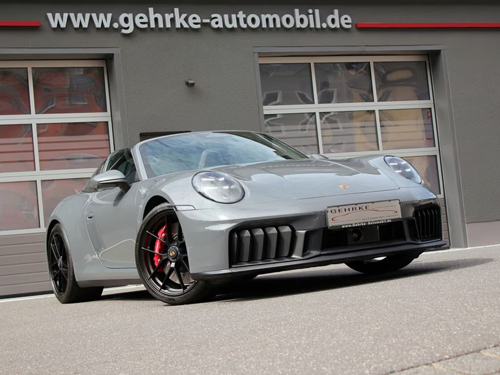 Porsche 911 GTS 4 992 Cabriolet Targa