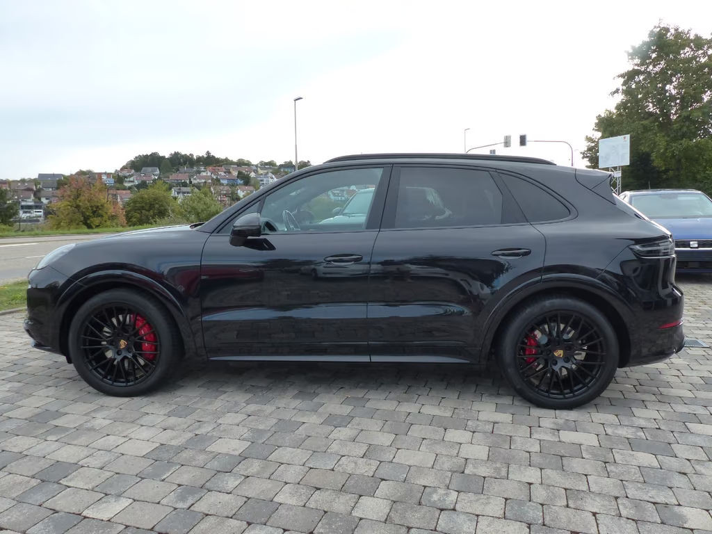 Porsche Cayenne GTS