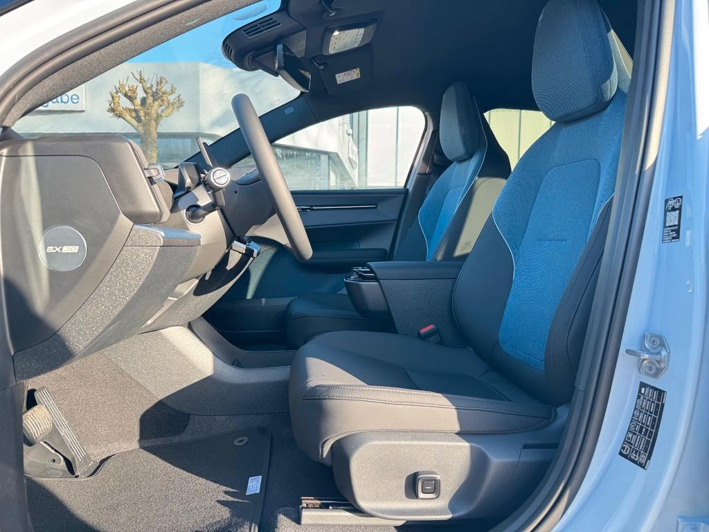 Volvo EX30