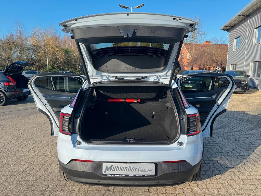 Volvo EX30
