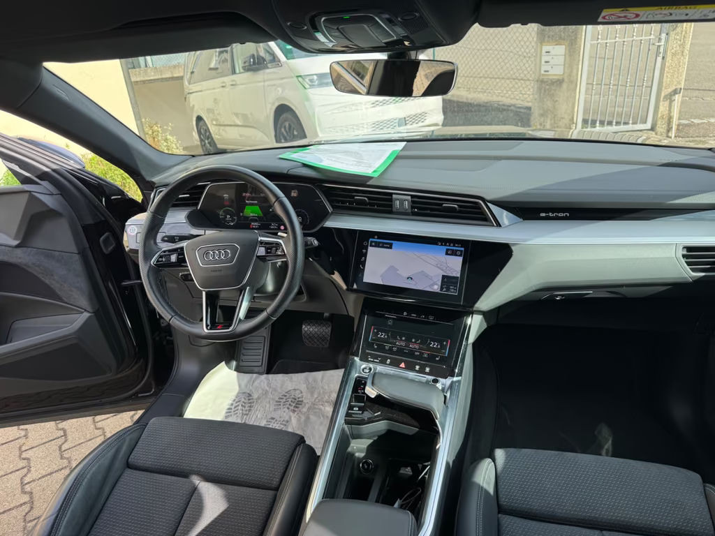 Audi e-tron