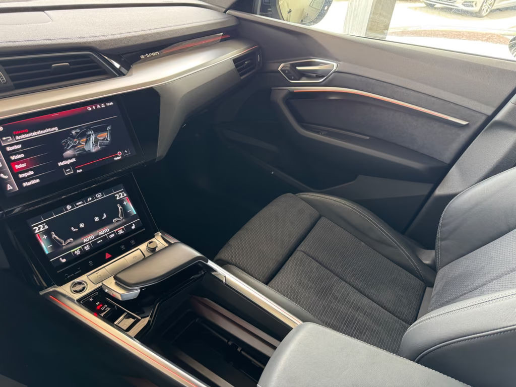 Audi e-tron