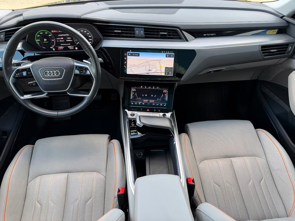 Audi e-tron