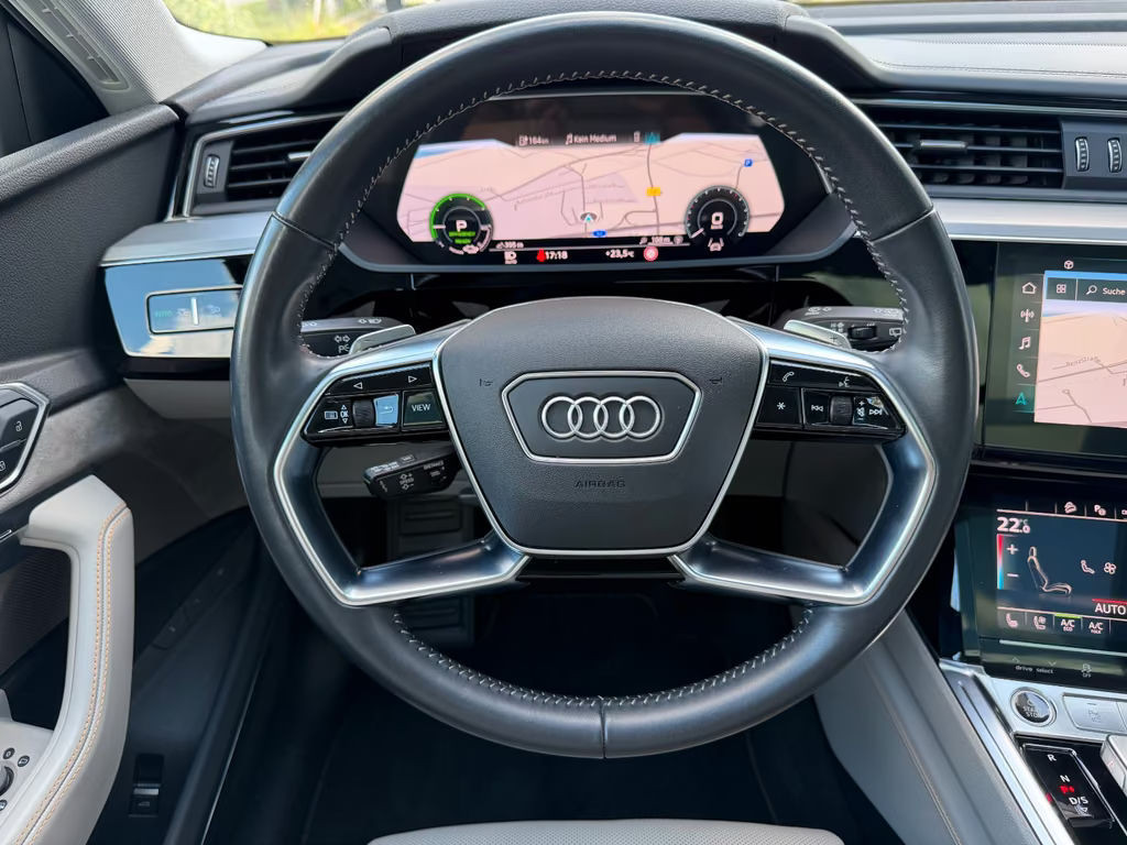 Audi e-tron