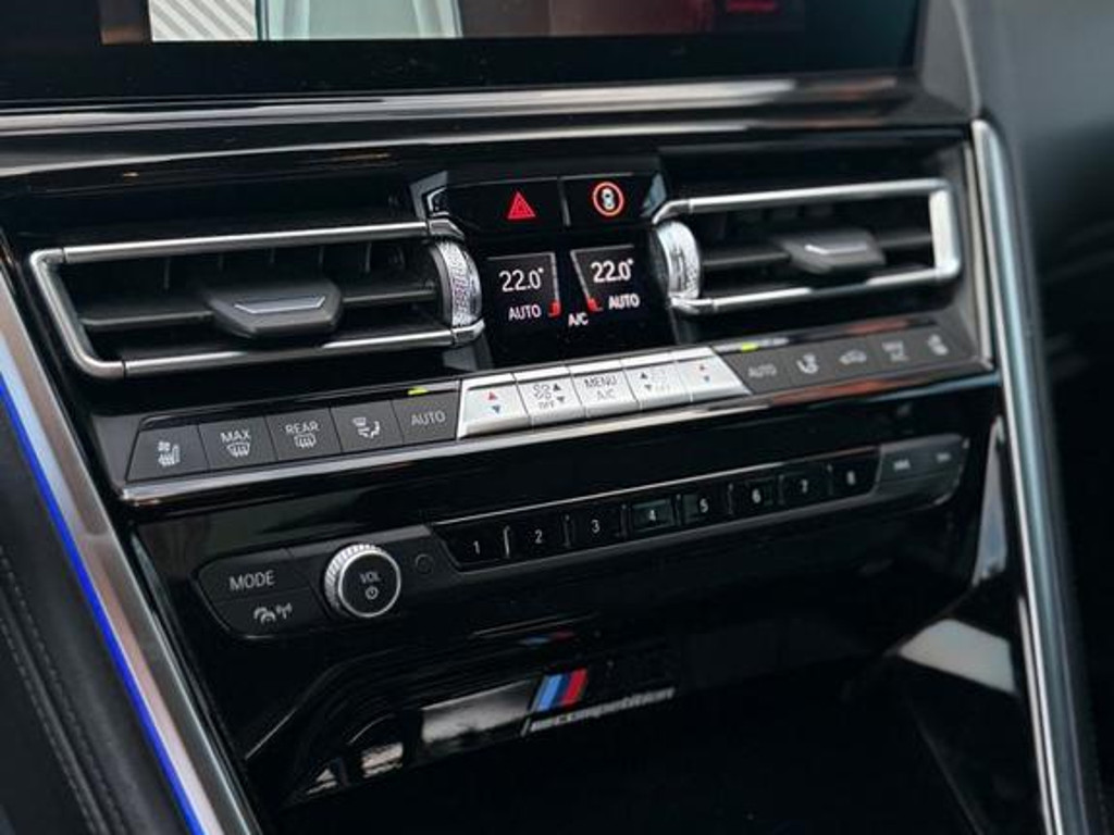 BMW M8