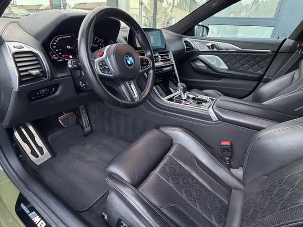BMW M8
