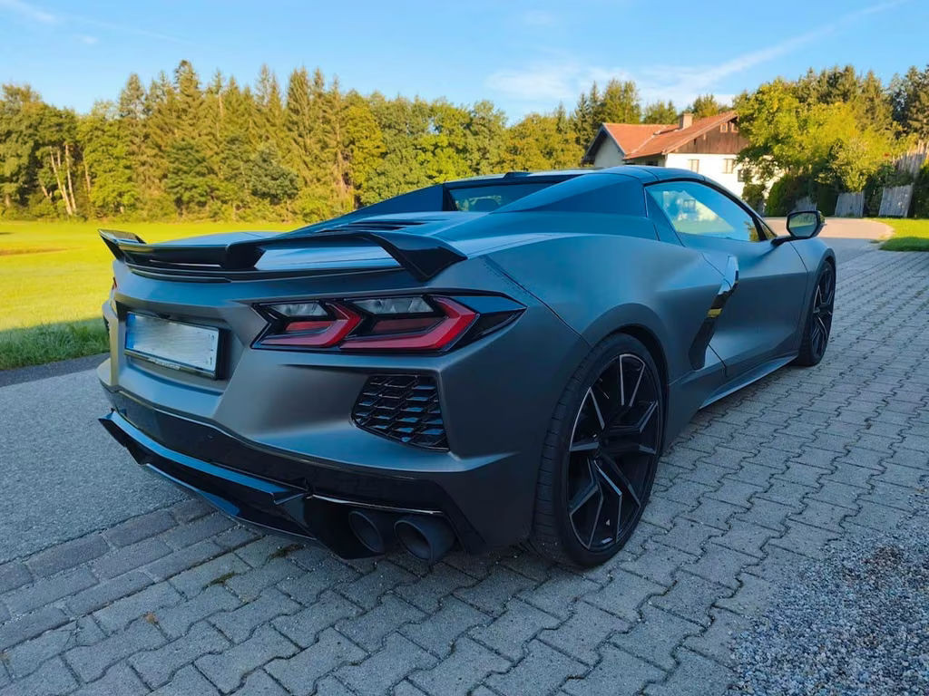 Corvette C8