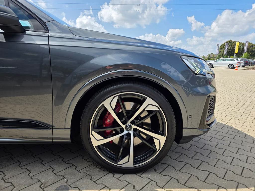 Audi SQ7