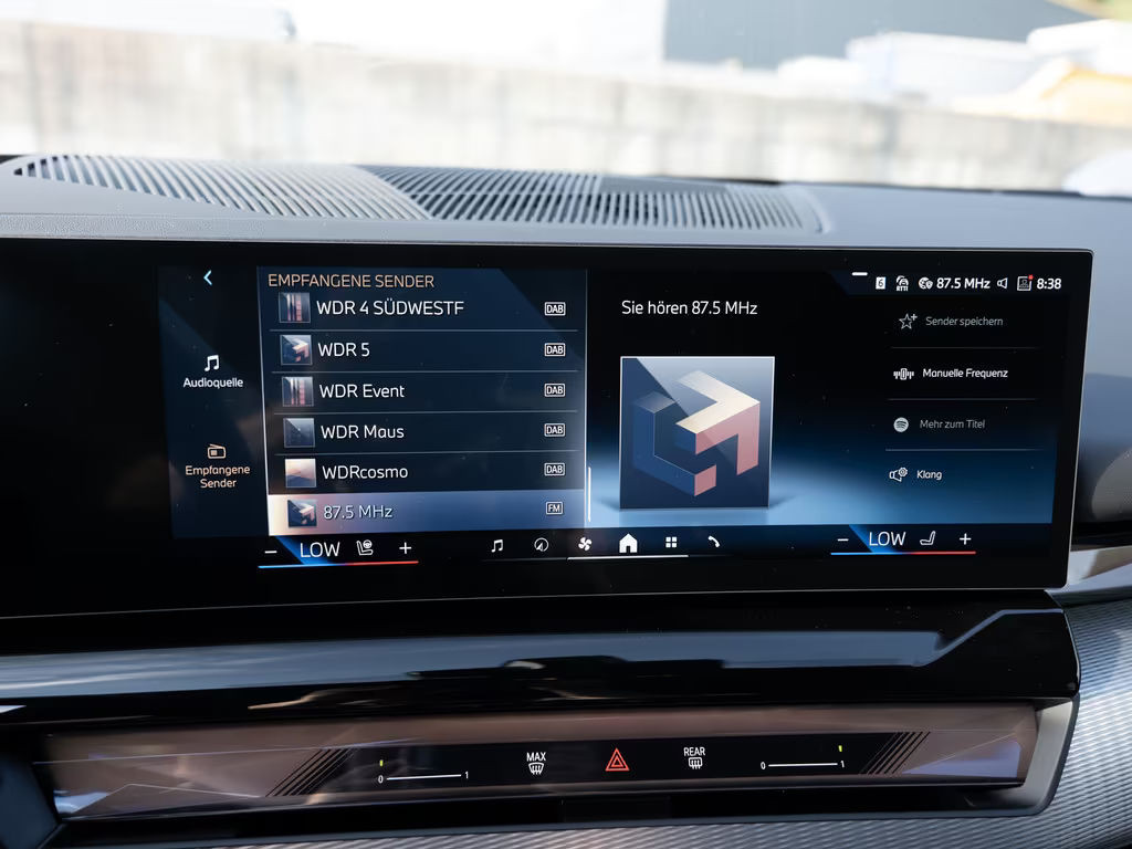 BMW i5