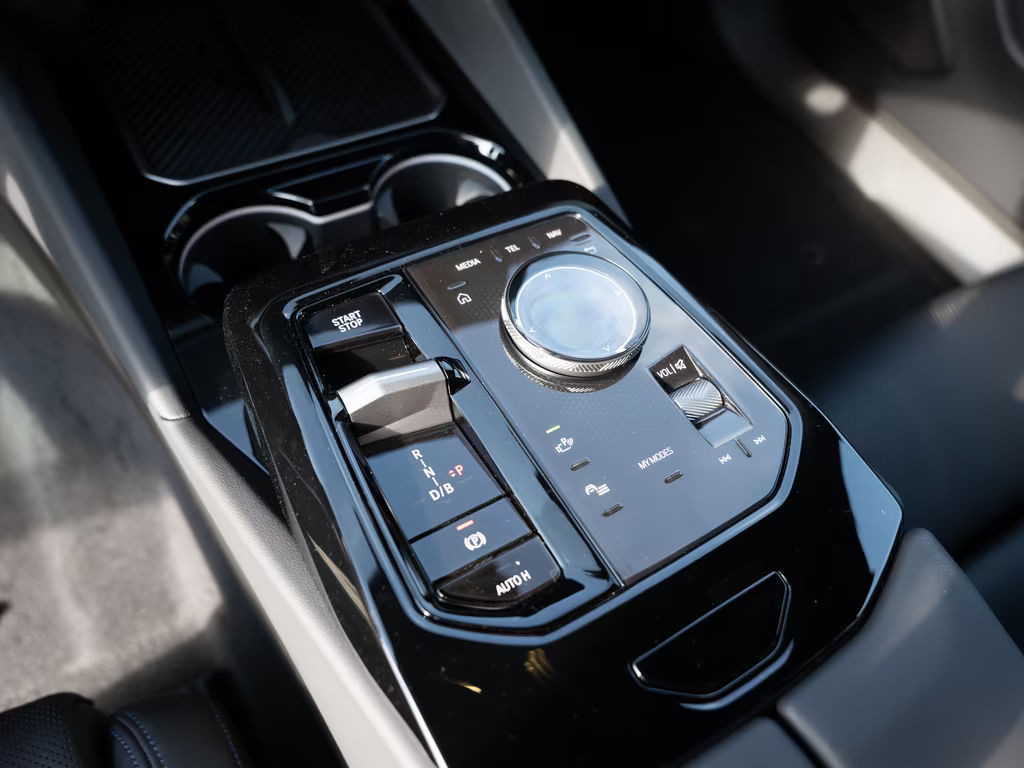 BMW i5