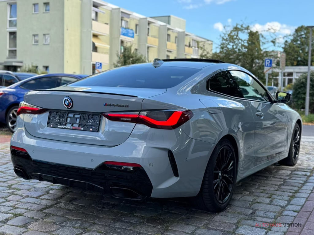 BMW M440