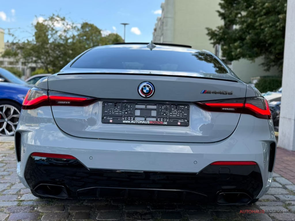 BMW M440