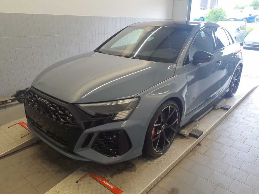 Audi RS3