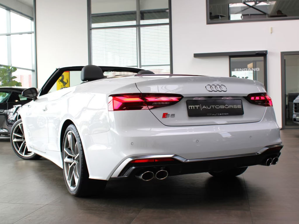 Audi S5