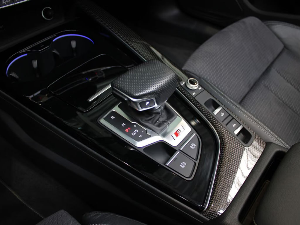 Audi S5