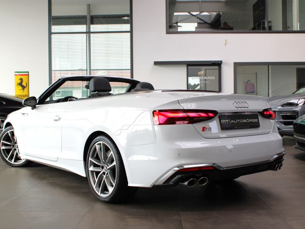 Audi S5