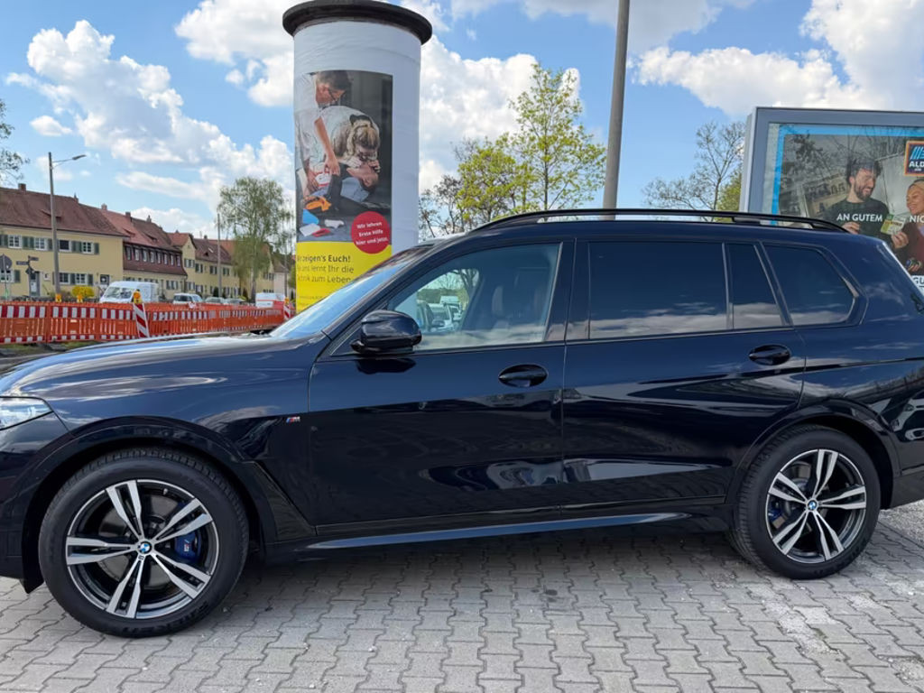 BMW X7