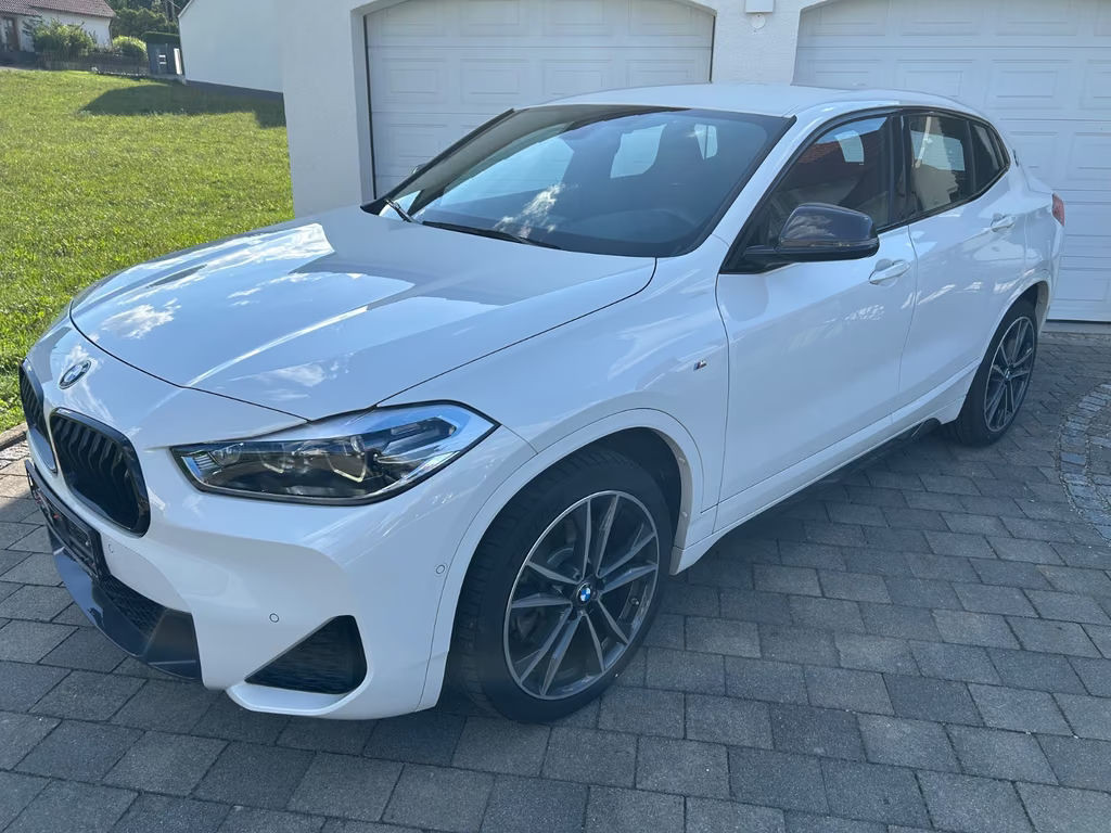 BMW X2