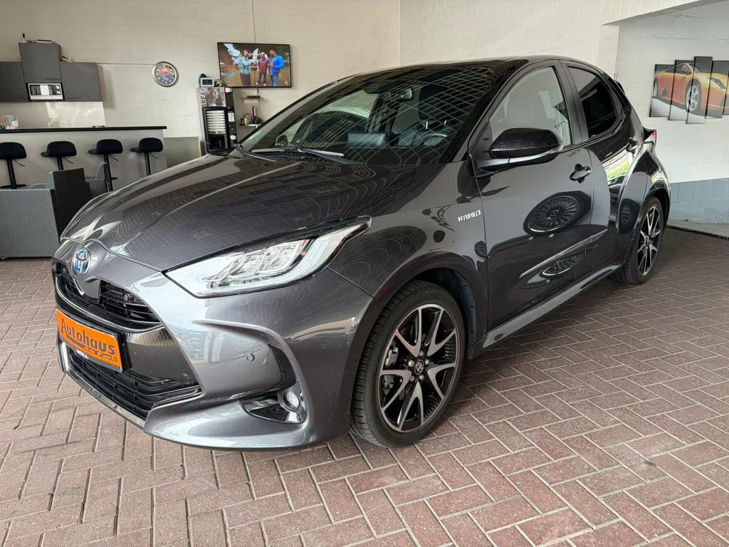 Toyota Yaris Style Hybride