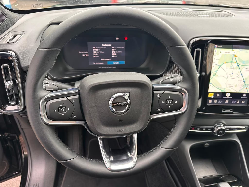 Volvo EX40