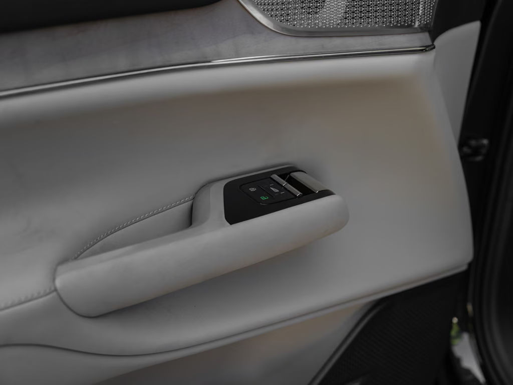 Volvo EX90