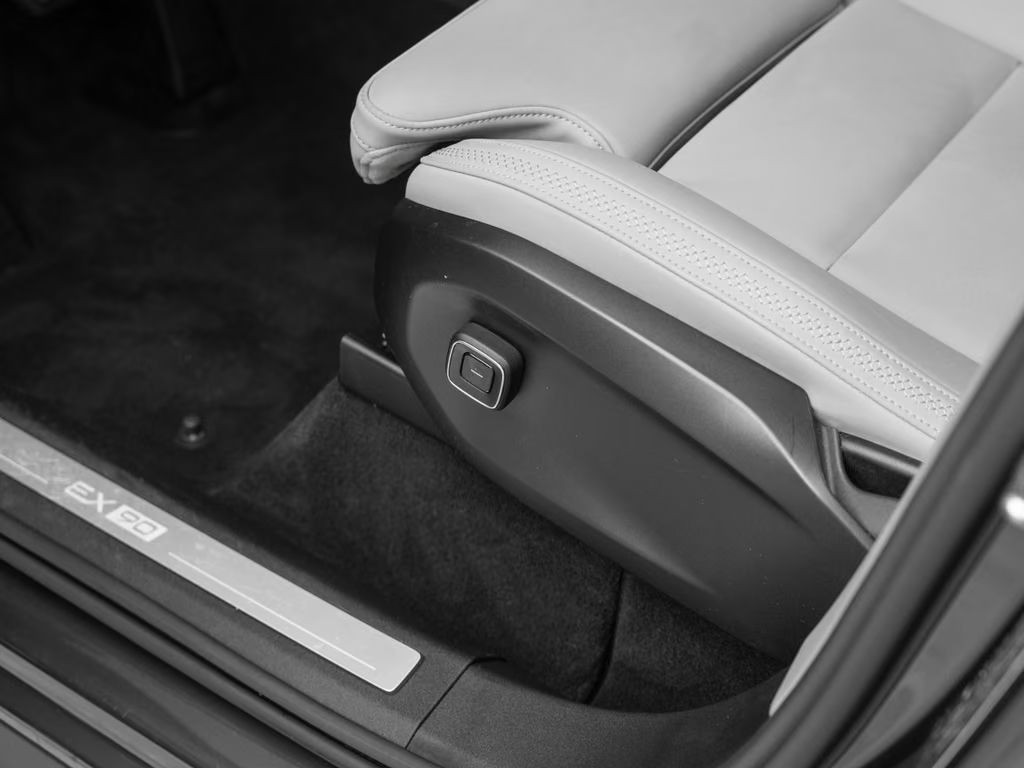 Volvo EX90