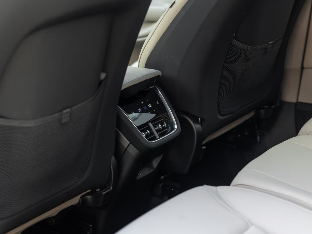 Volvo EX90