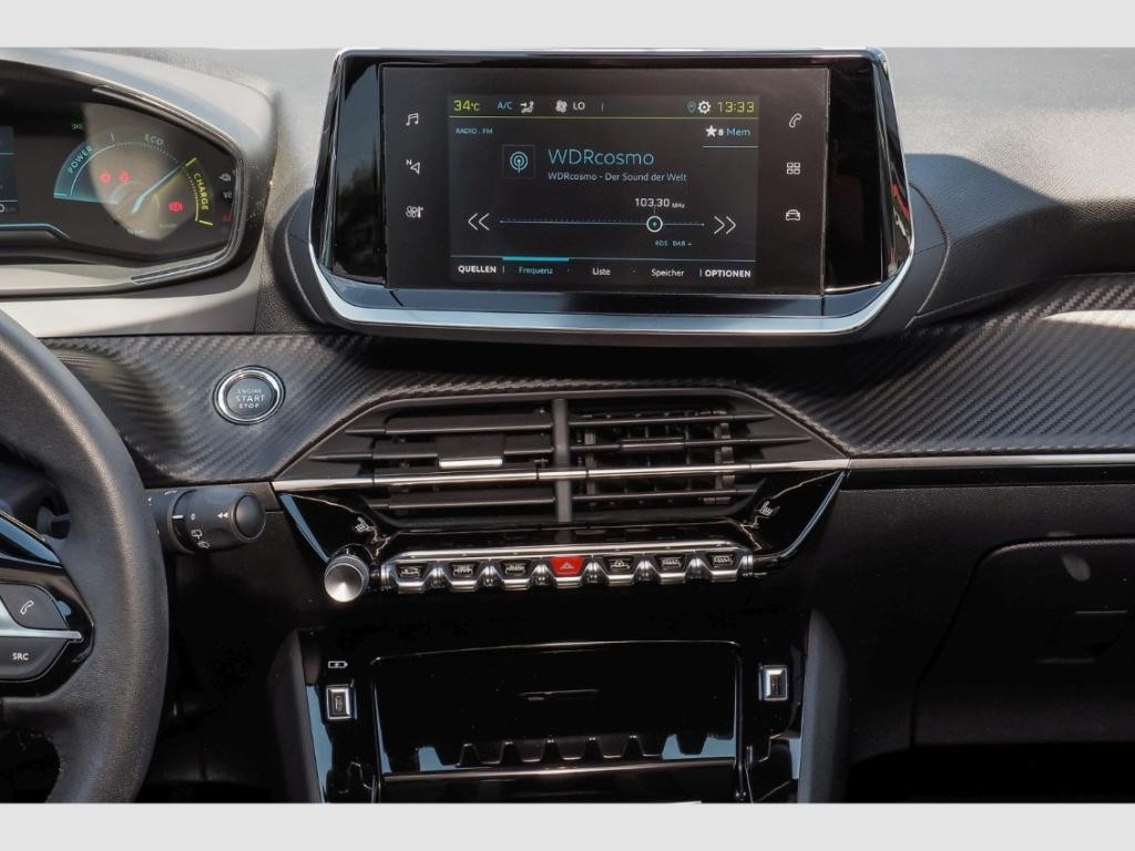 Peugeot e-208