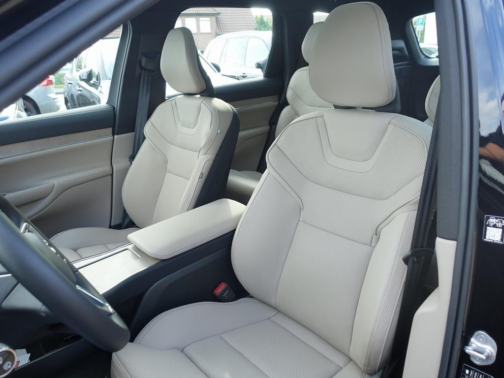 Volvo EX90