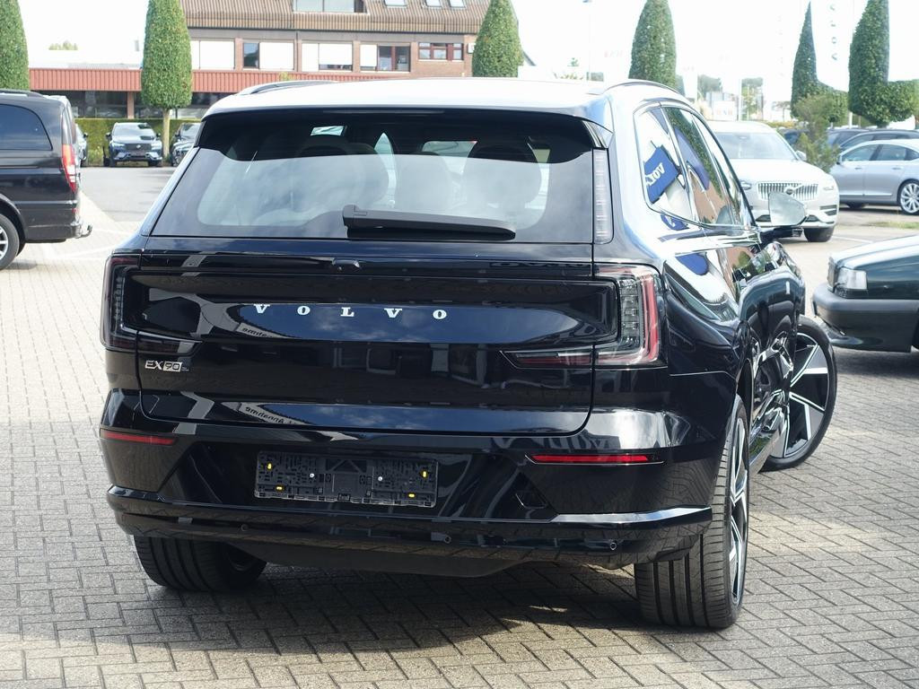 Volvo EX90
