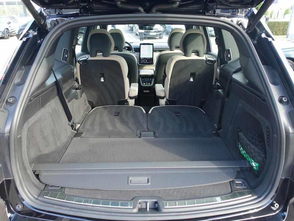 Volvo EX90