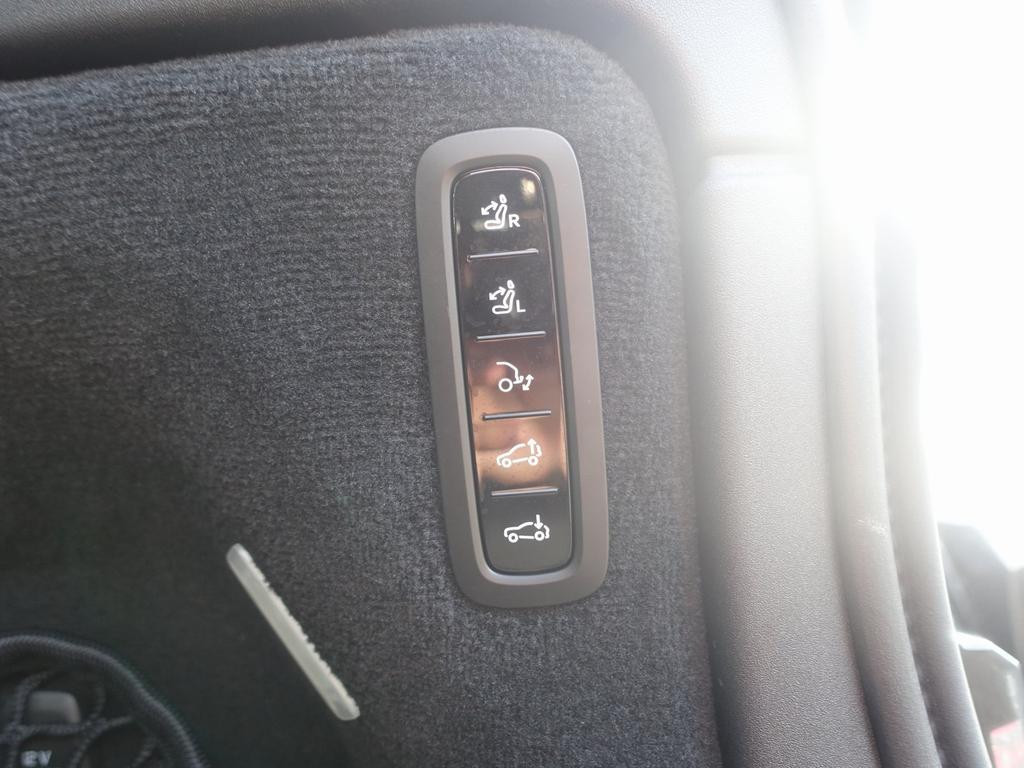 Volvo EX90