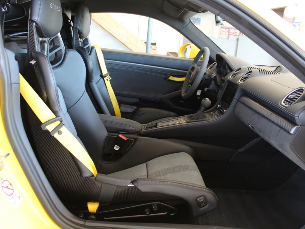 Porsche Cayman