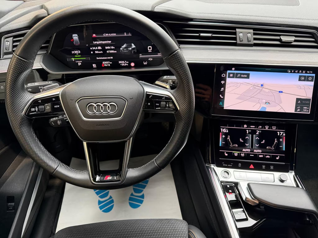 Audi e-tron