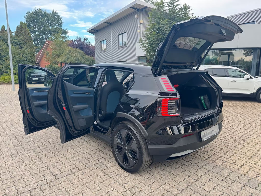Volvo EX30