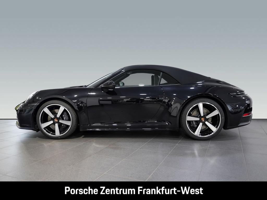 Porsche 911 992 Carrera Cabriolet