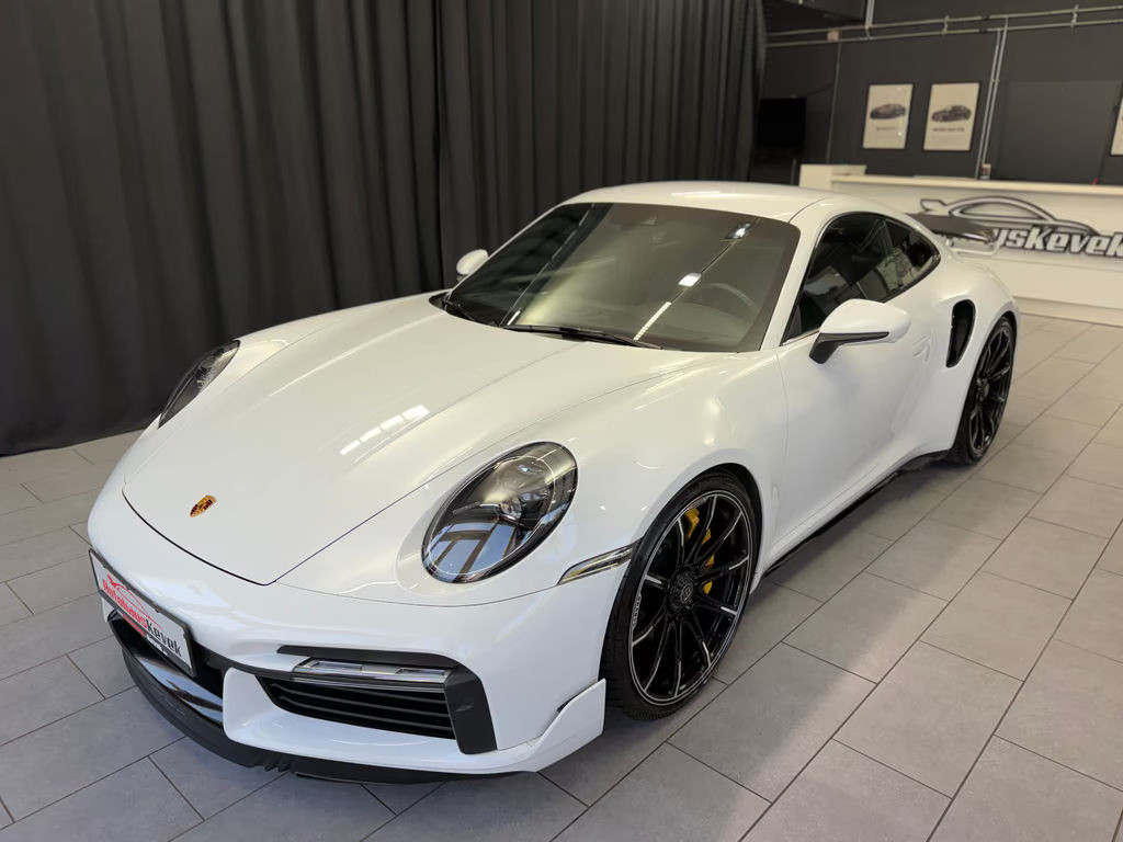 Porsche 911 Turbo 992