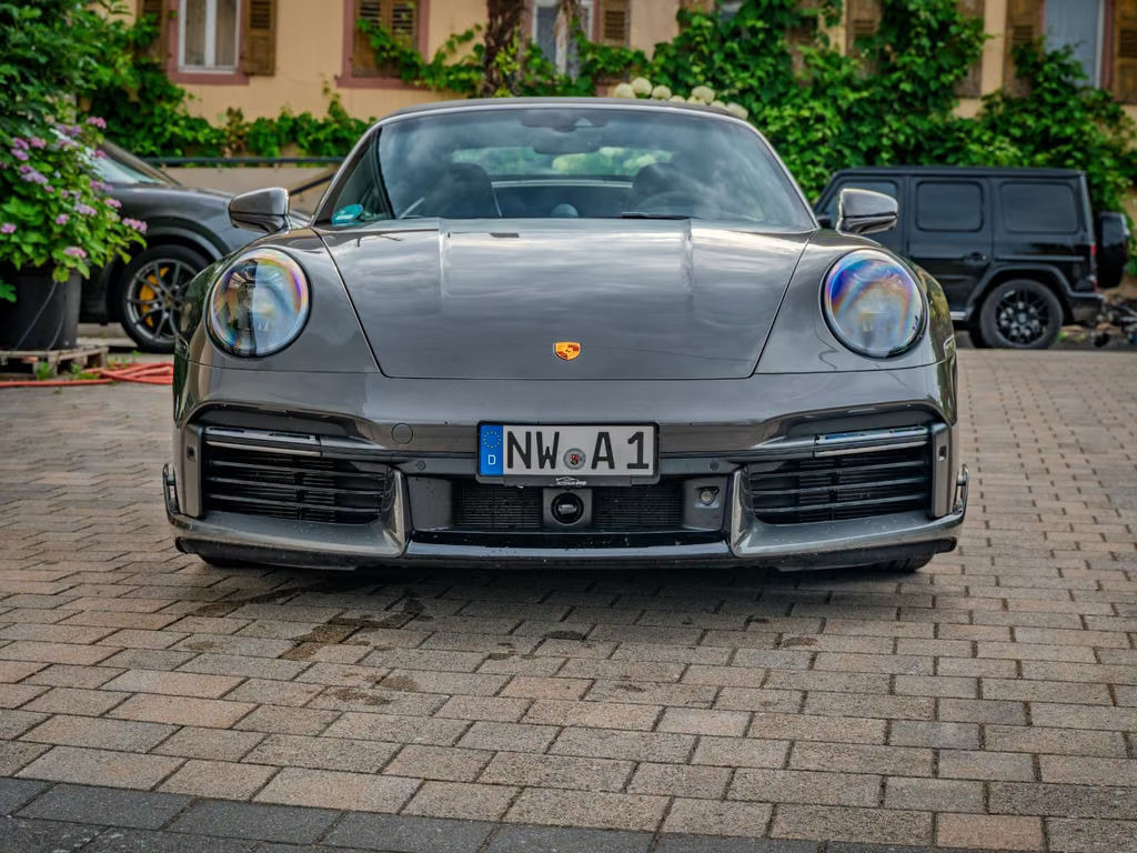 Porsche 911