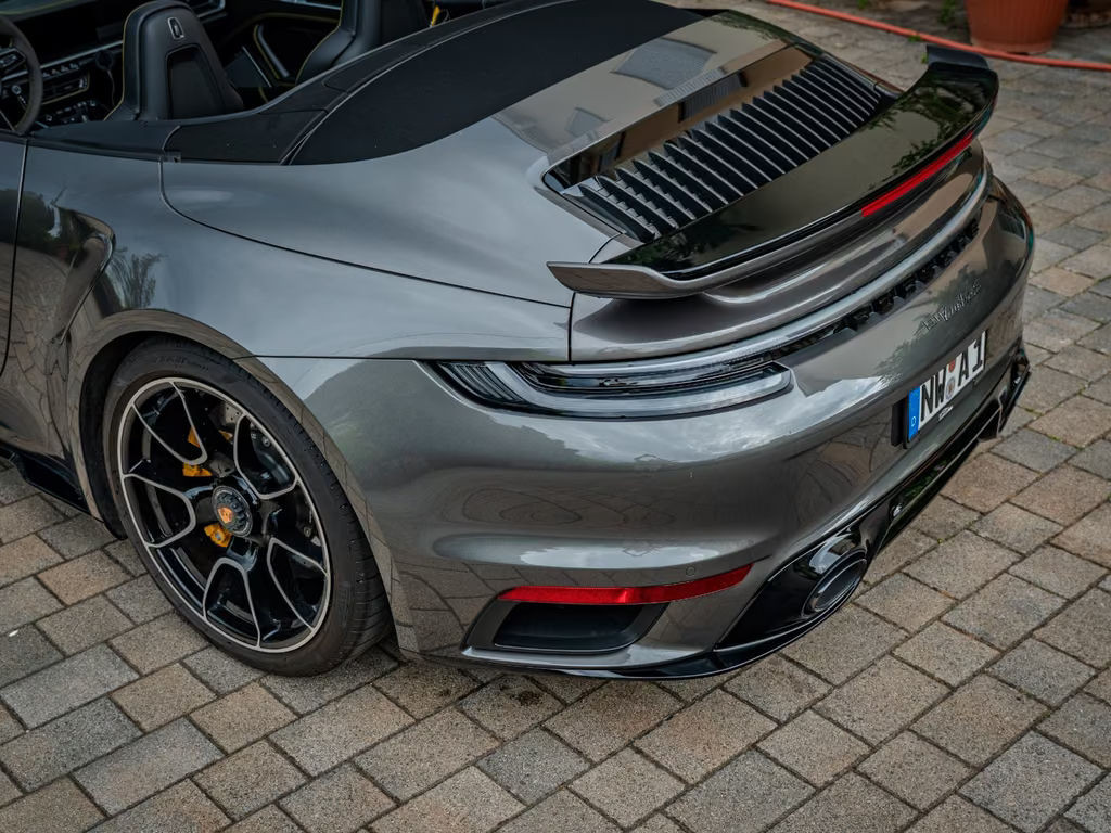 Porsche 911