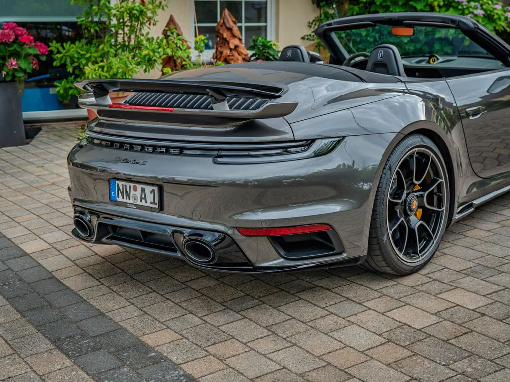 Porsche 911