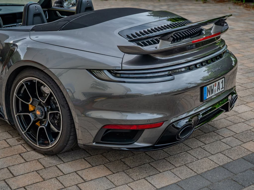 Porsche 911