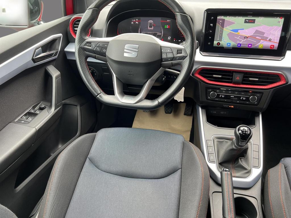 Seat Arona