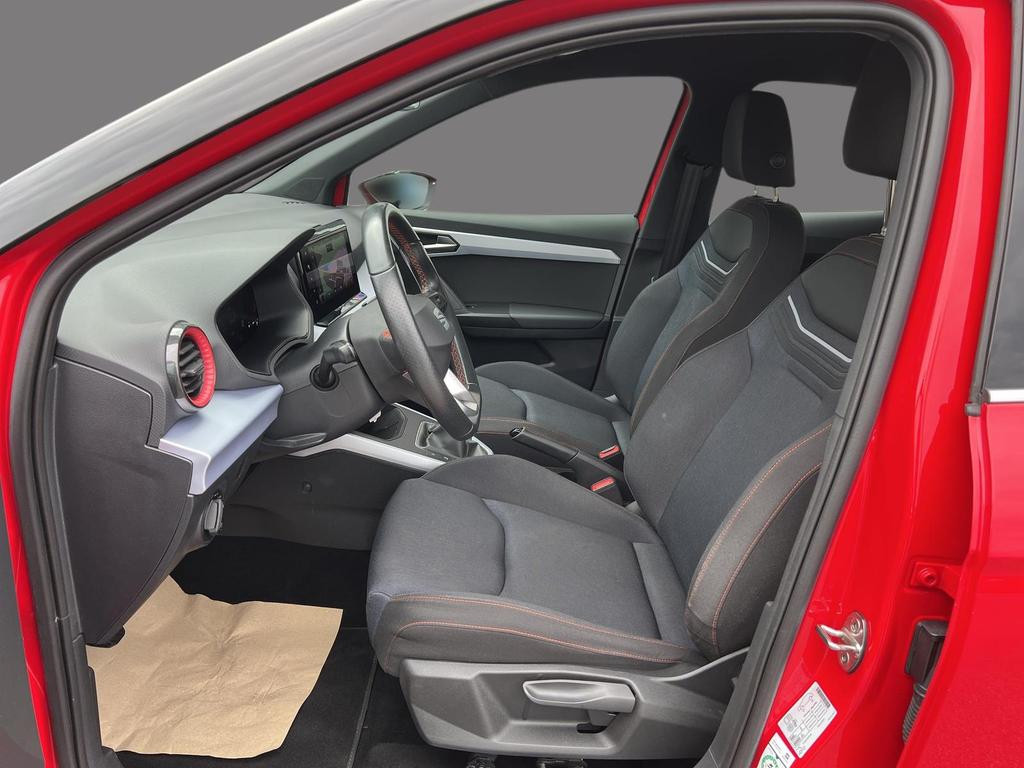 Seat Arona