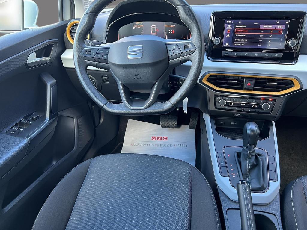 Seat Arona