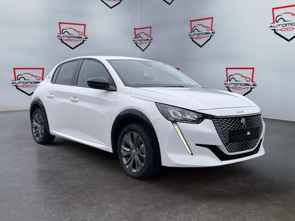 Peugeot e-208