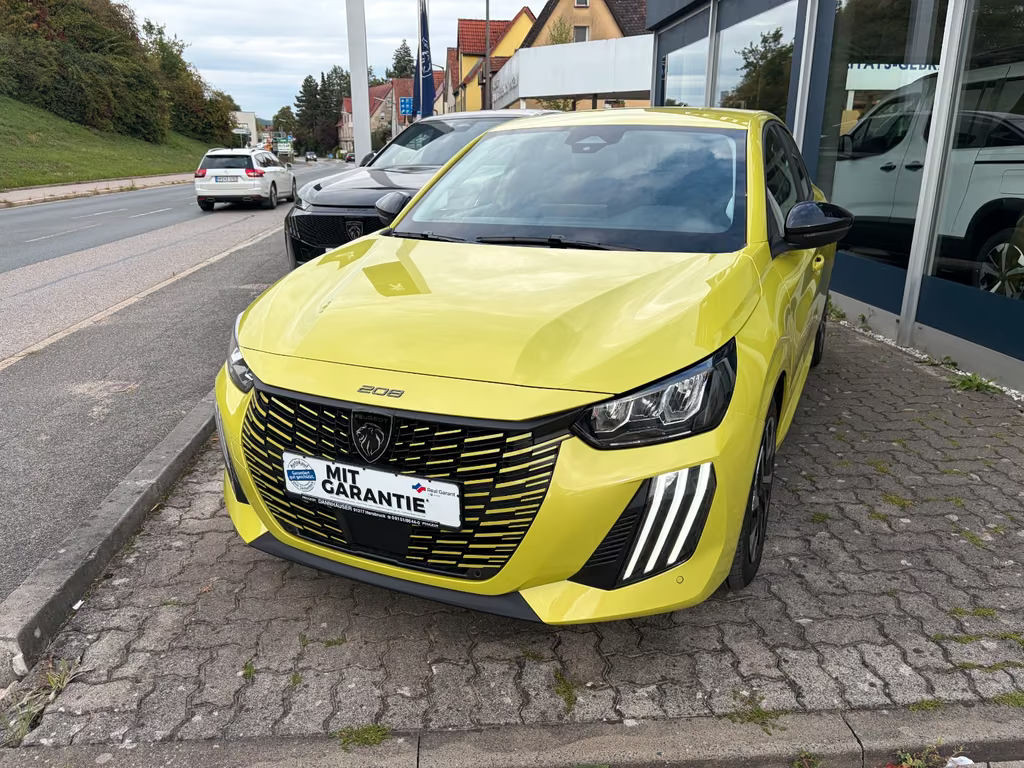 Peugeot e-208 Executive Hybrid