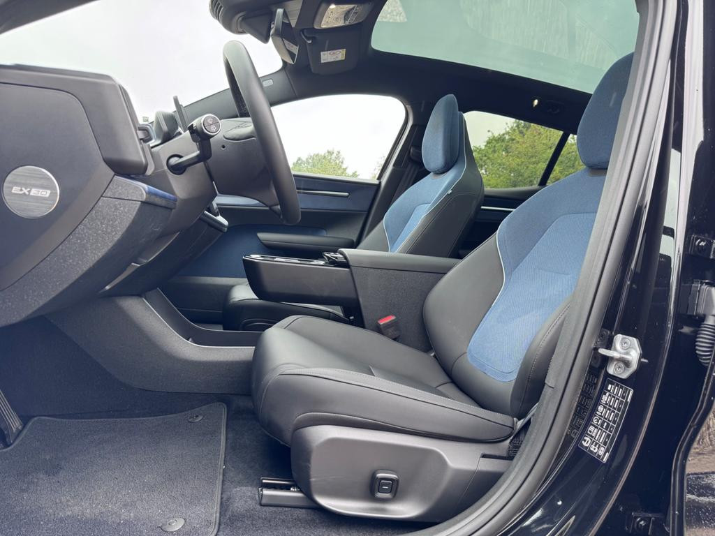 Volvo EX30