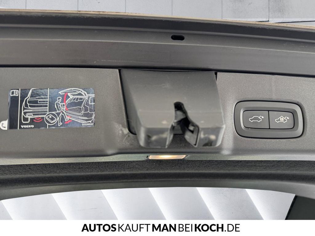 Volvo V90 Cross Country