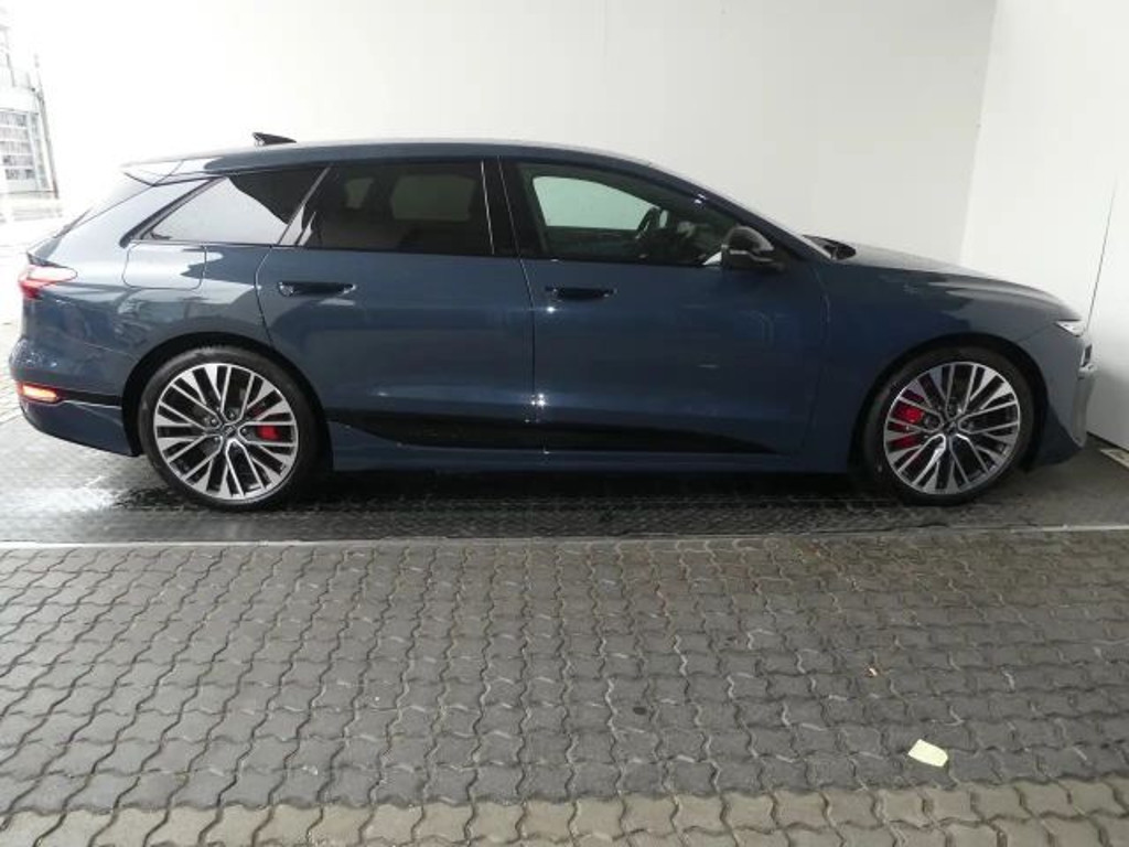 Audi S6 e-tron