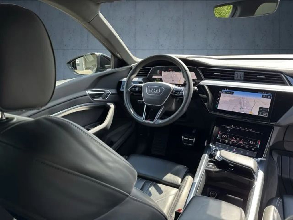 Audi Q8 e-tron